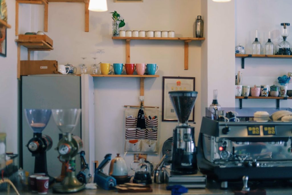 The Art of Drawing Readers In: Your attractive post title goes here several-assorted-kitchen-appliances-oxefltbptqs
